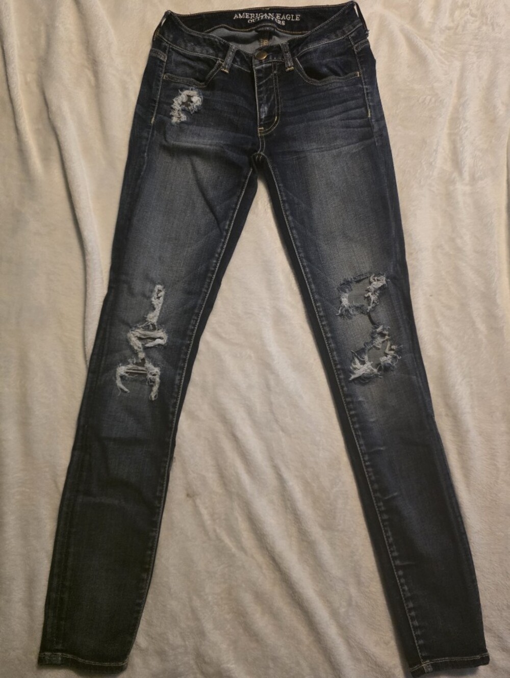 American Eagle Outfitters Black Wash Ripped Skinny Jeggings